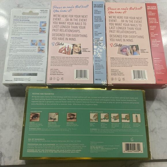 New Press-On Nails Bundle of 4 Holiday Gift Set Fake Nails Festive - Picture 6 of 6